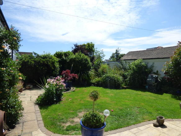 Photo 15