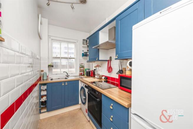 Kings Road, Astra House 33-001.JPG