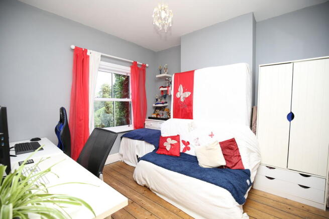 Photo 12