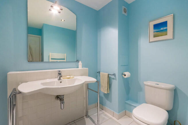 Ensuite