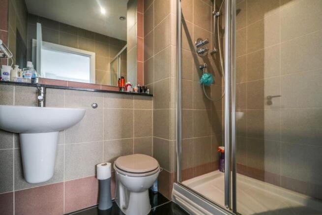 Master En-suite