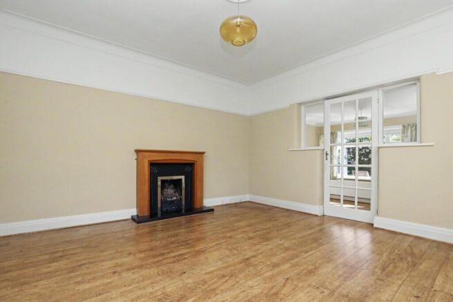 Coudray Road - Lounge