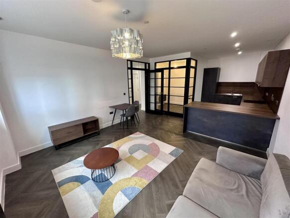 Lounge/Kitchen