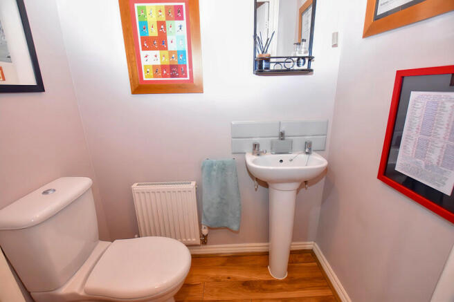 GF WC
