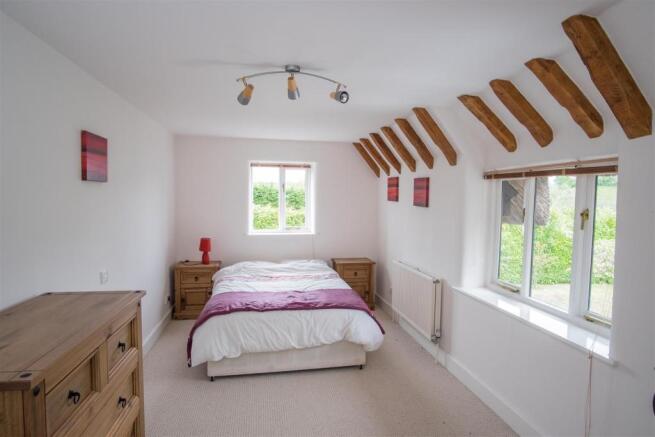 2380-0025.jpg