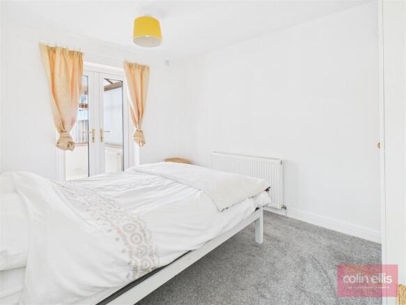 2 bed Semi-Detached Bungalow for sale Image 6