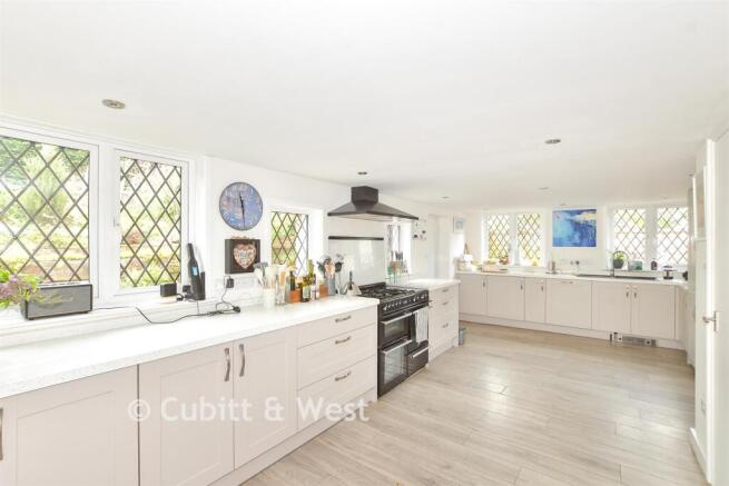 Kitchen/Breakfast Room