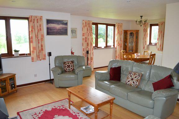 owners sitting room other way