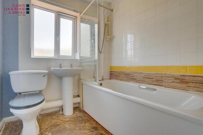 2 bed Semi-Detached for sale Image 11