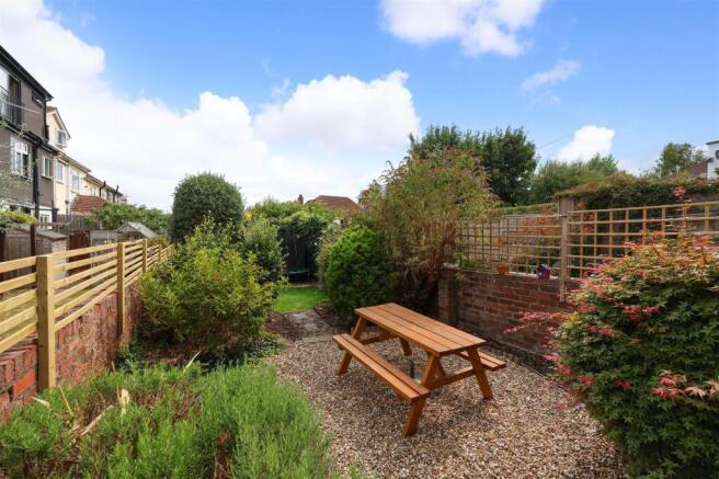 78 Bromley Road 10.JPG