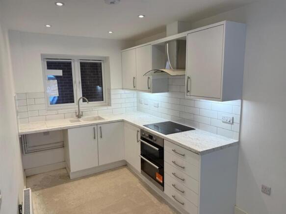 Plot 487 kitchen.jpg