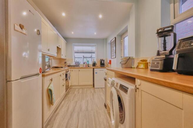 Fitted kitchen to rear