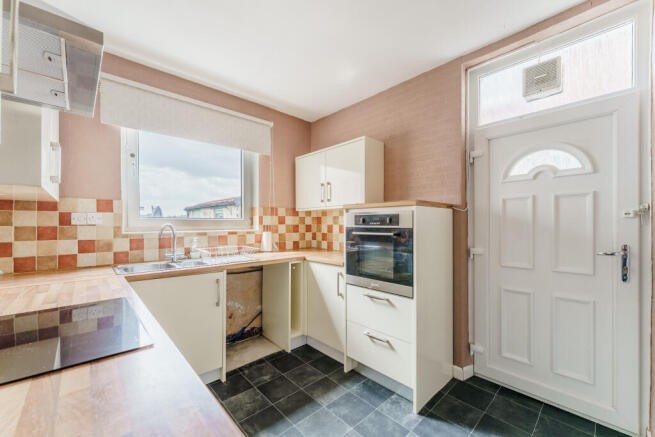 3 bed Terraced for sale Image 9