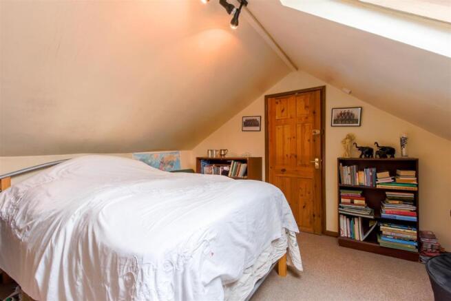ATTIC ROOM