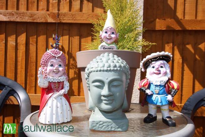 Happy Gnomes