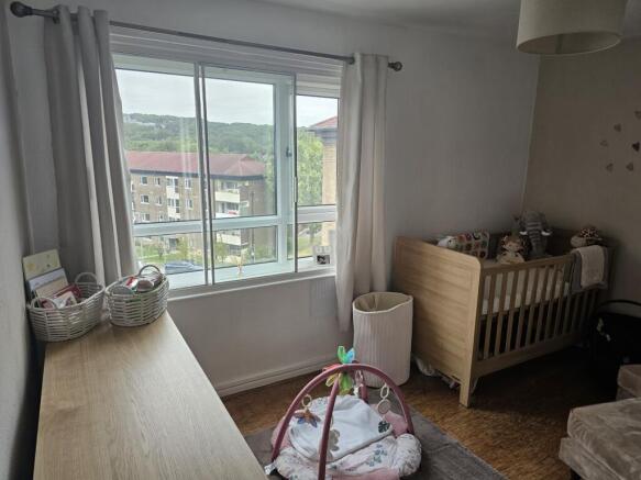 2 bed Flat for sale Image 12