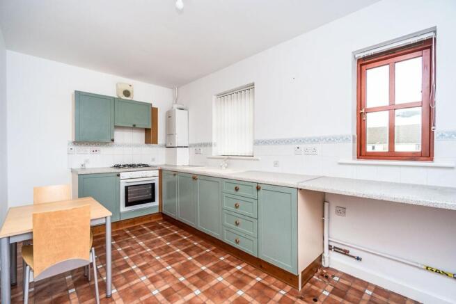 Kitchen / Dining Roo