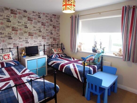 BEDROOM TWO