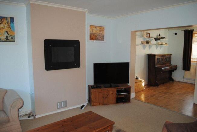 Photo 3