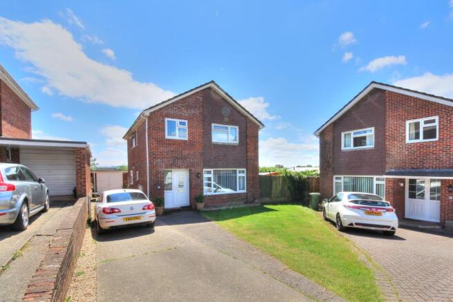 Front of property.1