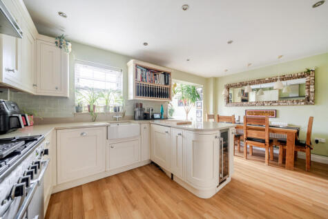 Saffron Close, Maidstone, ME16