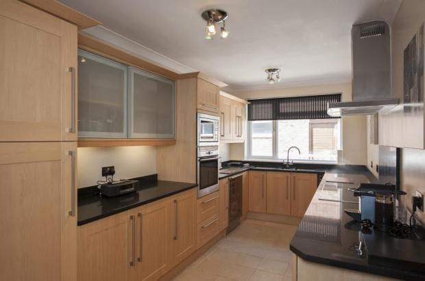 LUXURY KITCHEN