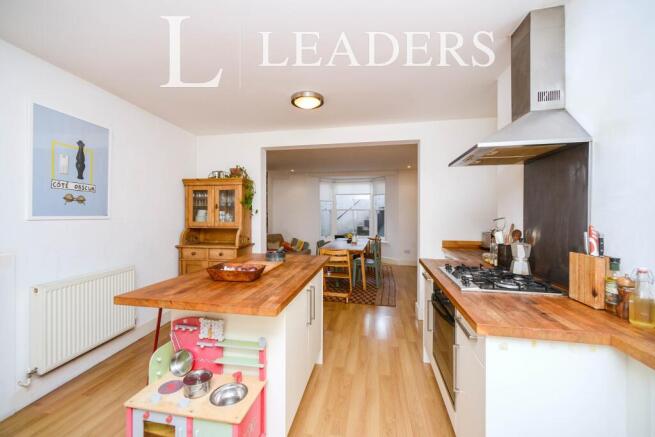 Kitchen/dining