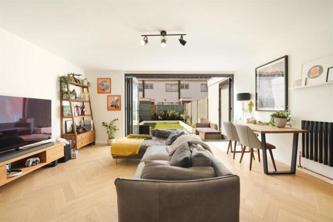 57 Kidbrooke Park Close - wGHd6LmG9Iq9T6psgs9u.jpg