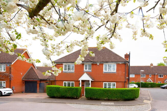 4-bed detached on Mulberry Way, Sittingbourne, ME10 3TG, £475,000