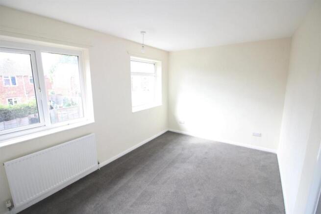 41 Windlestone Rd-Bed2.JPG