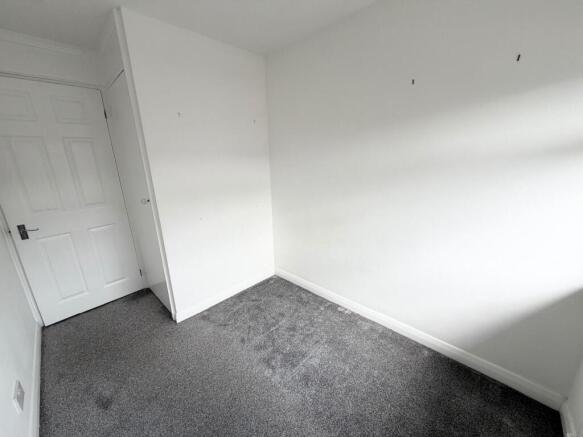 3 bed Semi-Detached for sale Image 8