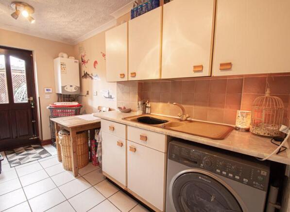 Photo 12