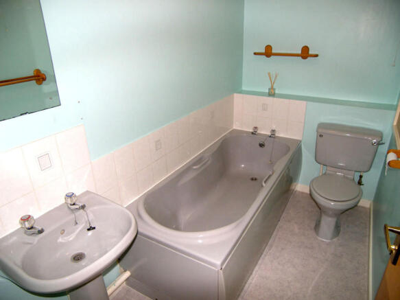 Photo 6