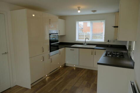 Shackeroo Road, Bury St Edmunds, IP32 7FB