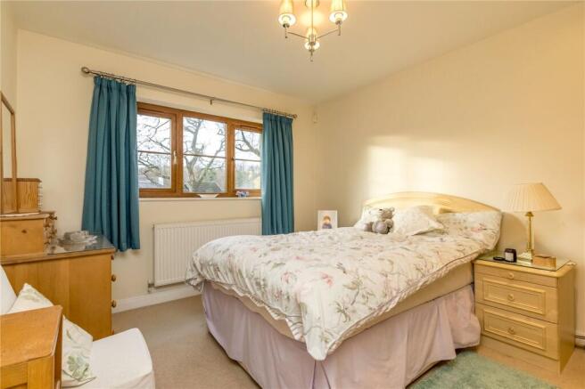 2 bed Apartment for sale Image 10