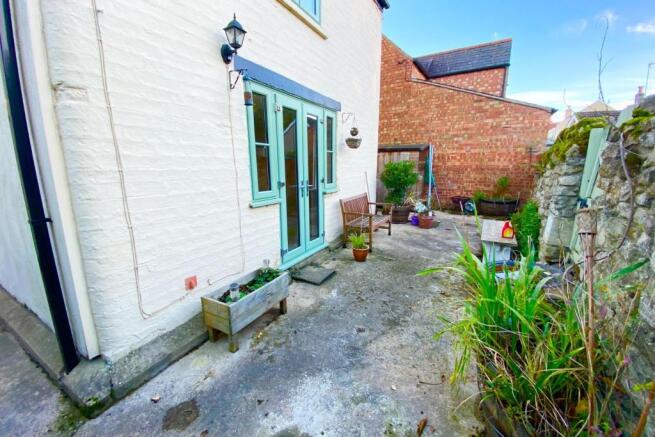Rear Courtyard (3).jpeg