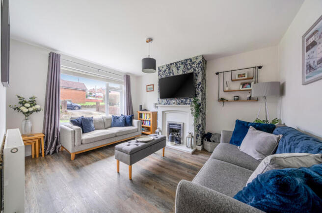 1405335-9-697b82b...