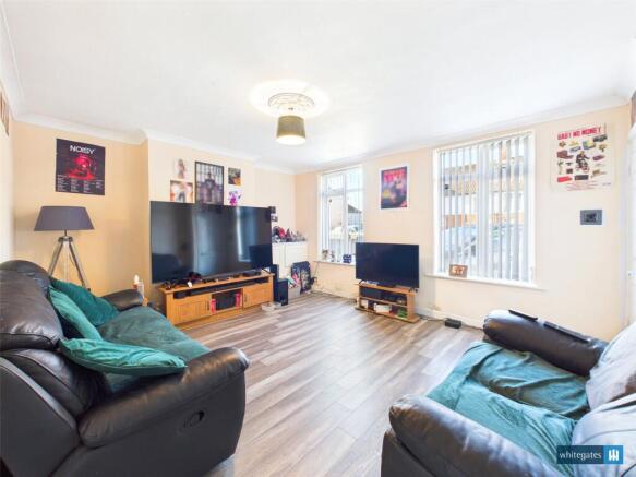 3 bed Semi-Detached for sale Image 4