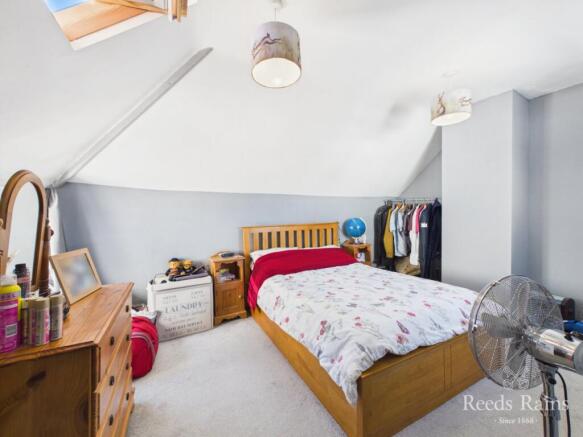 3 bed Semi-Detached for sale Image 7