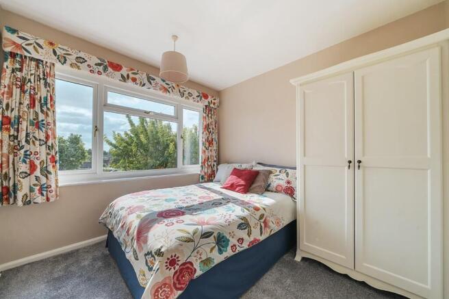 4 bed Detached for sale Image 10