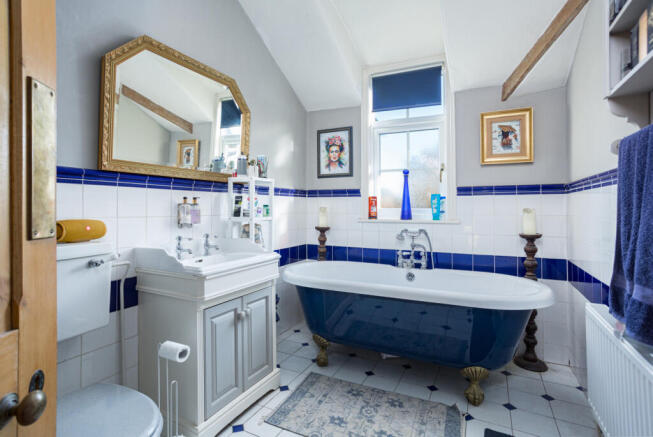 2 bed Detached for sale Image 10