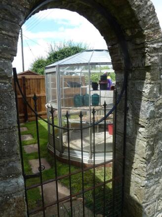 Photo 16