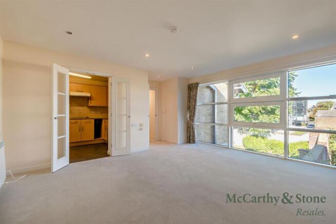 8706126-interior04-800.jpg
