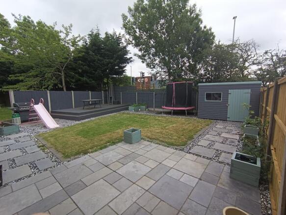 Garden (2)