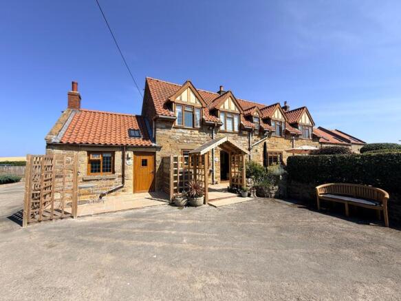 15 bed Detached for sale Image 4