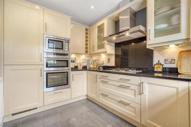 2 bed End of Terrace for sale Image 4