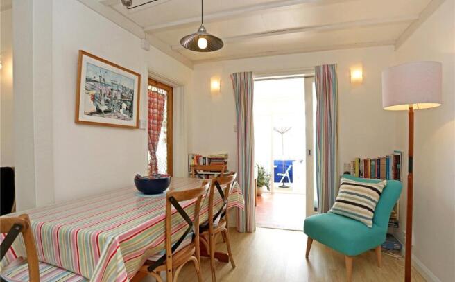 Sitting/Dining Room