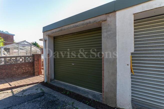 Detached Garage