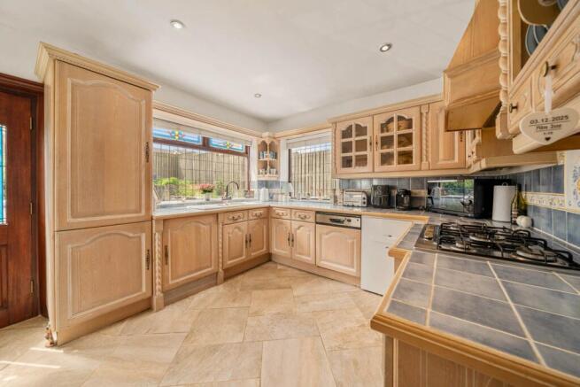 3 bed Detached for sale Image 7