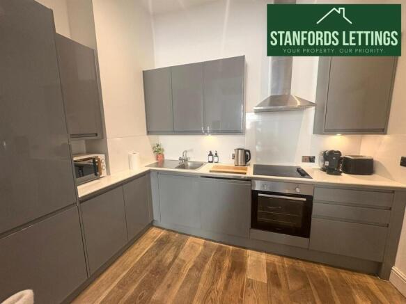 kitchen 2.jpeg